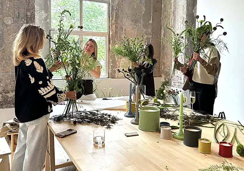 LOEWE Perfumes & Home Scents Floral Workshop