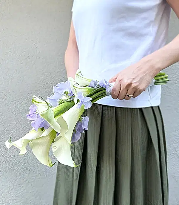 10 Beyaz Gala Lila Bahar Çiçekleri Gelin Buketi