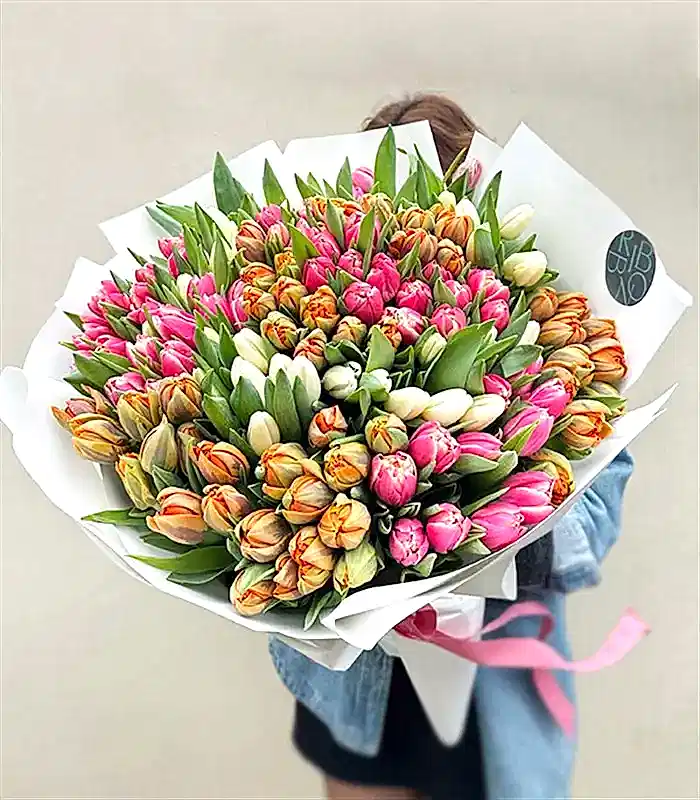 151 Pembe Turuncu Beyaz Lale Buketi Royal Deluxe