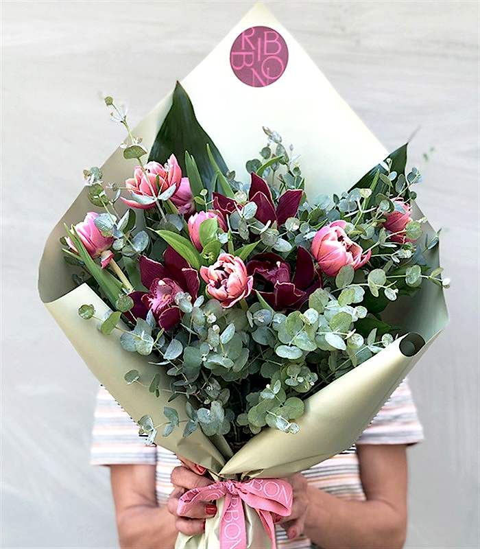 Aisha Okaliptüs Pembe Lale Buketi