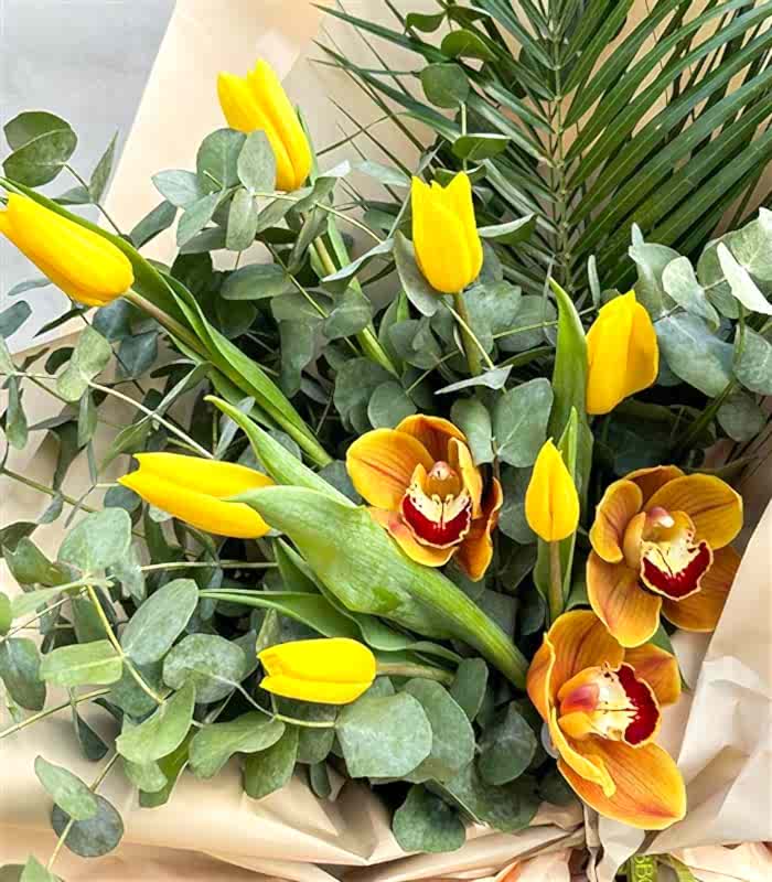 Alexia Okaliptüs Sarı Lale Buketi