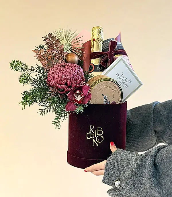 Alkolsüz Şampanyalı Bordo Yılbaşı Hediye Kutusu