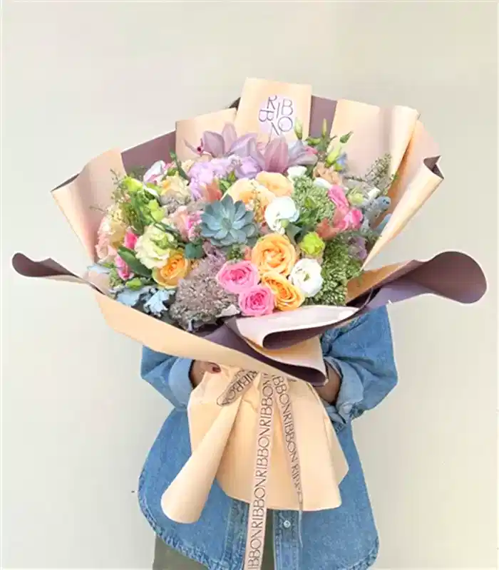 Charm Deluxe Pembe Ortanca Kayısı Güller Buketi