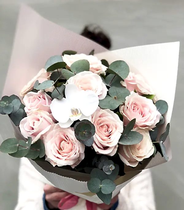 Claire Pembe Gül Buketi