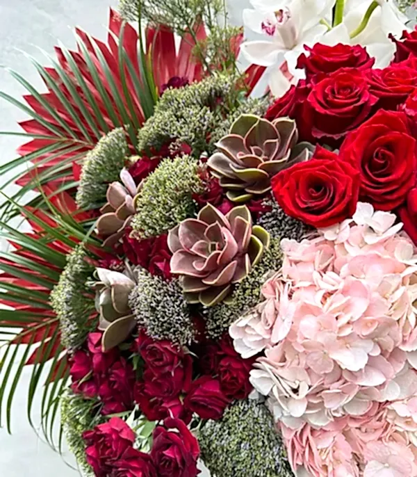 Davina Grand Deluxe Kırmızı Gül Pembe Ortanca Orkide Aranjmanı