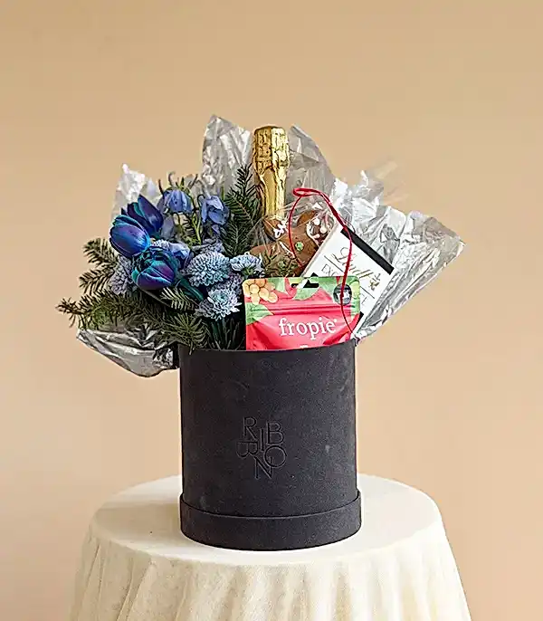 Deluxe Alkolsüz Şampanyalı Hediye Kutlama Kutusu Galaksi Laleli