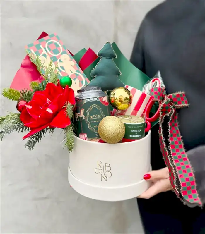 Deluxe Kadife Kutuda Amaryllisli Yılbaşı Hediye Kutusu