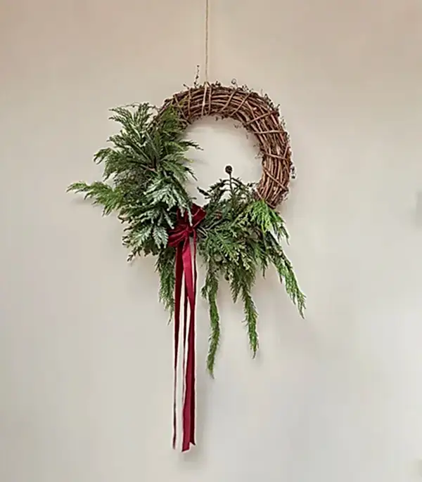 Doğal Çam Bordo Kadife Kurdeleli Yılbaşı Kapı Süsü