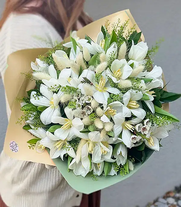 Ege nin İncisi 25 Beyaz Laleler Buketi