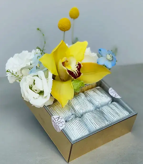 Estate Viva Tiny Yaz Çiçekleri Çikolata Kutusu