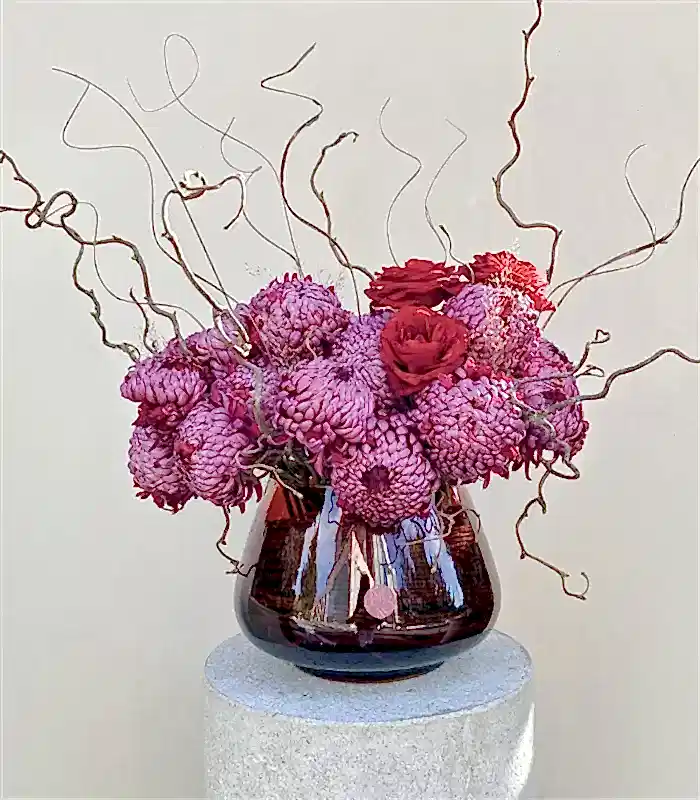 Eternal Amber Vazoda Bordo Anastasya Kırmızı Gül Aranjmanı