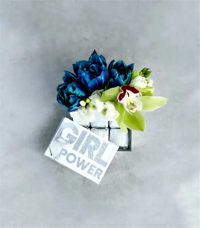 Girl Power Galaksi Laleler Mini Çikolata Kutusu