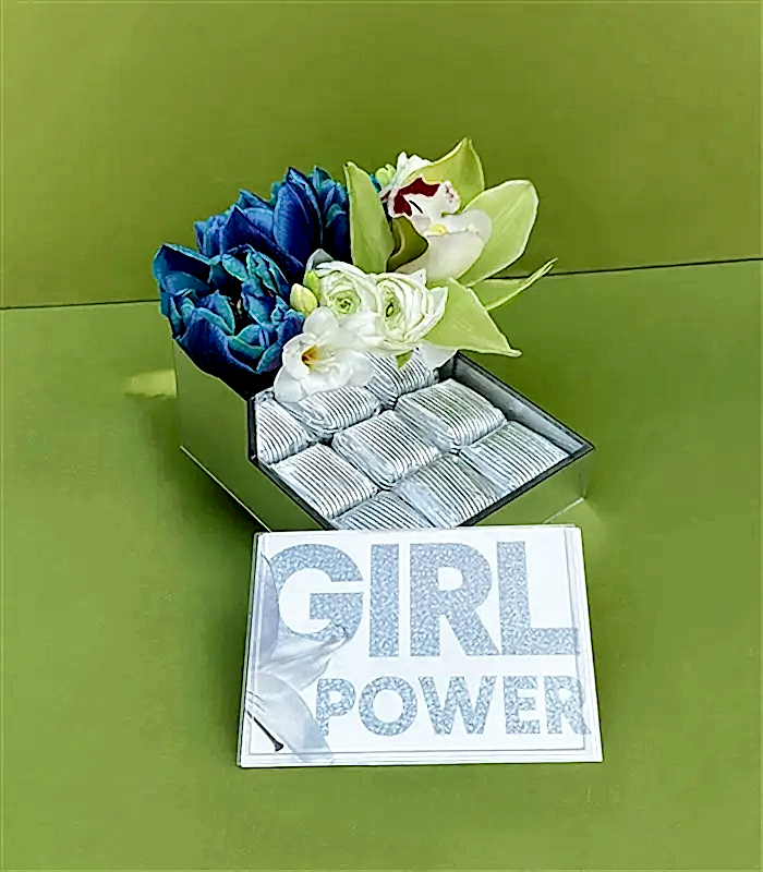 Girl Power Galaksi Laleler Mini Çikolata Kutusu