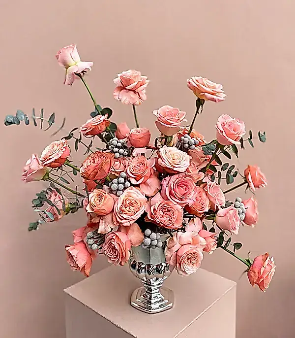 Gloria Deluxe Silver Vazoda 41 Somon Güller Aranjmanı