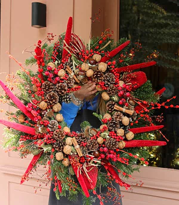 Grand Deluxe Banksia Ilex Kırmızı Yılbaşı Kapı Süsü