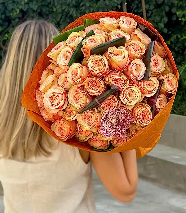 Grand Deluxe Somon 50 Gül Buketi