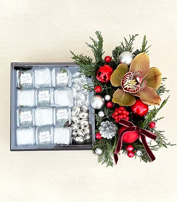 Happy New Year Deri 24lü Çikolata Tepsisi