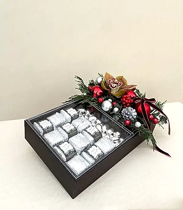 Happy New Year Deri 24lü Çikolata Tepsisi
