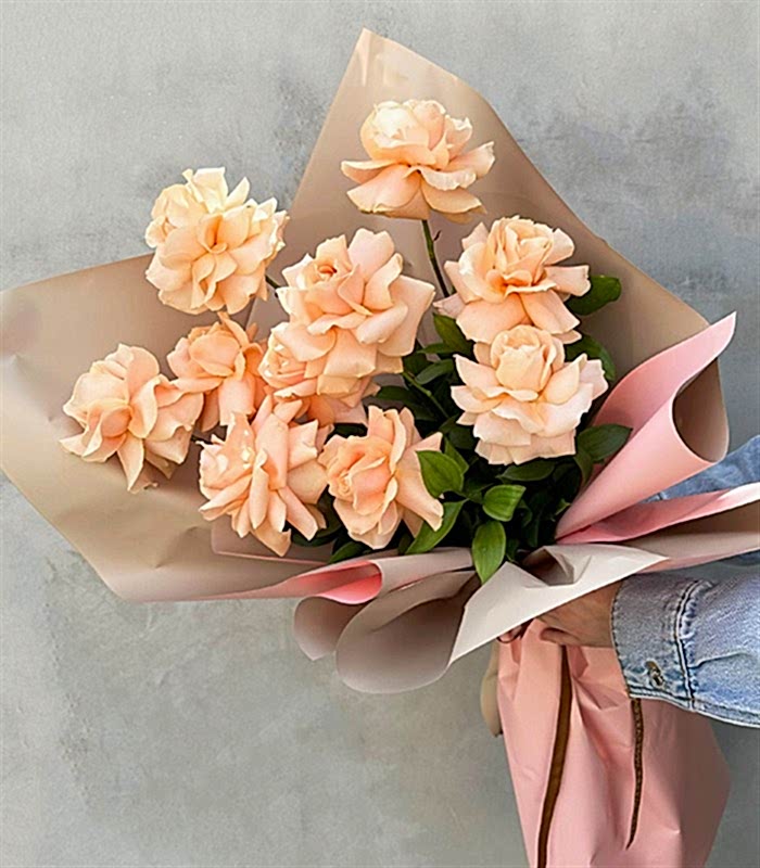 Iced Mango Kayısı Güller Buketi