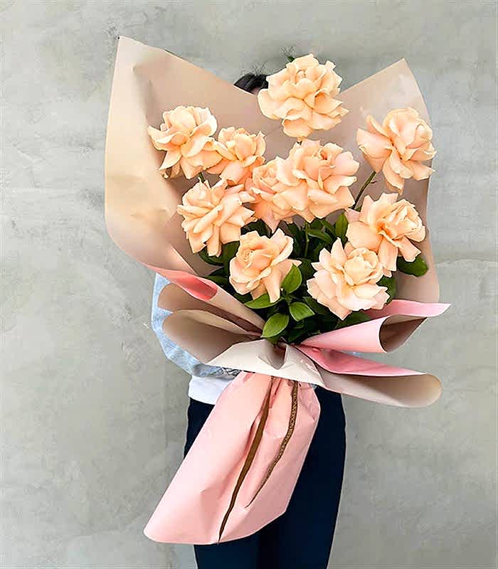 Iced Mango Kayısı Güller Buketi