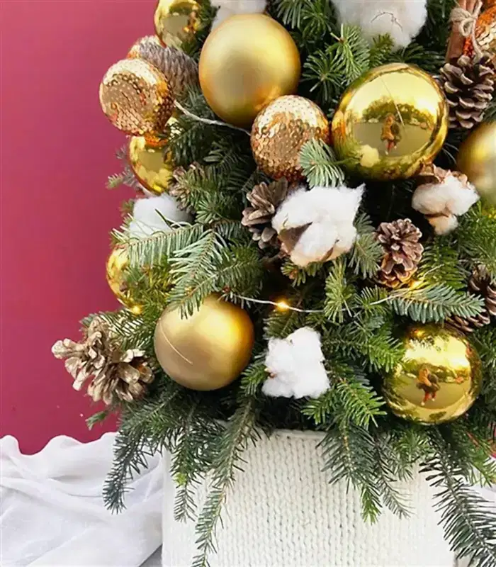 Işıklı Süslenmiş Grand El İşi Yılbaşı Çam Ağacı