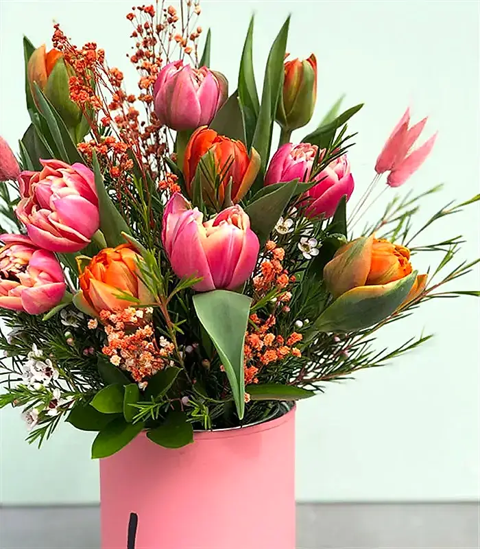 İsme Özel Pembe Turuncu Rengarenk Laleler
