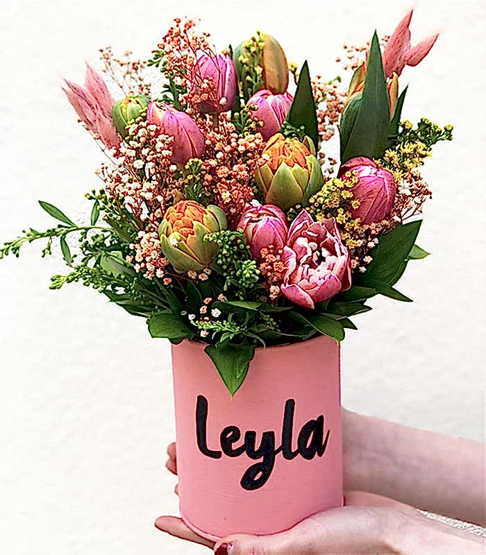 İsme Özel Pembe Turuncu Rengarenk Laleler