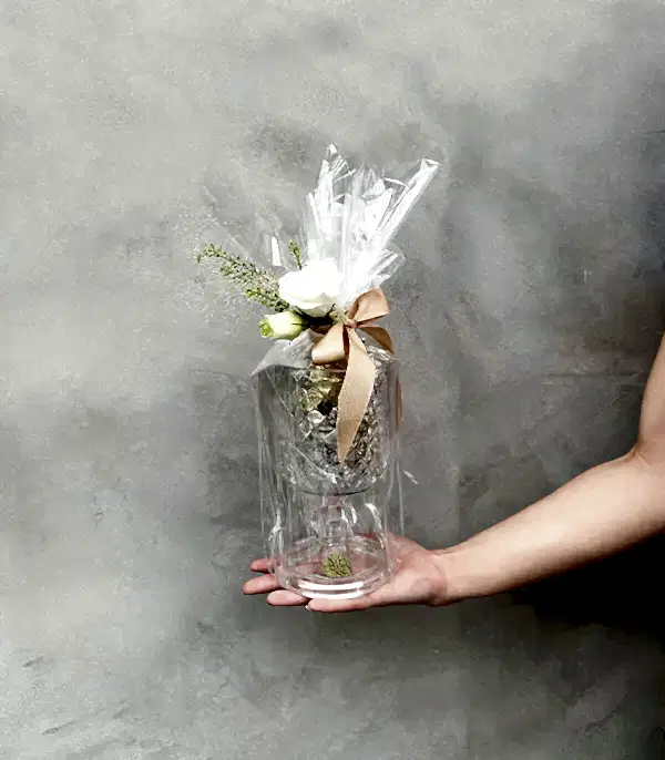 Kristal Kadeh Vazoda 16Lı Yıldız Gold Silver Çikolata Badem Şekeri