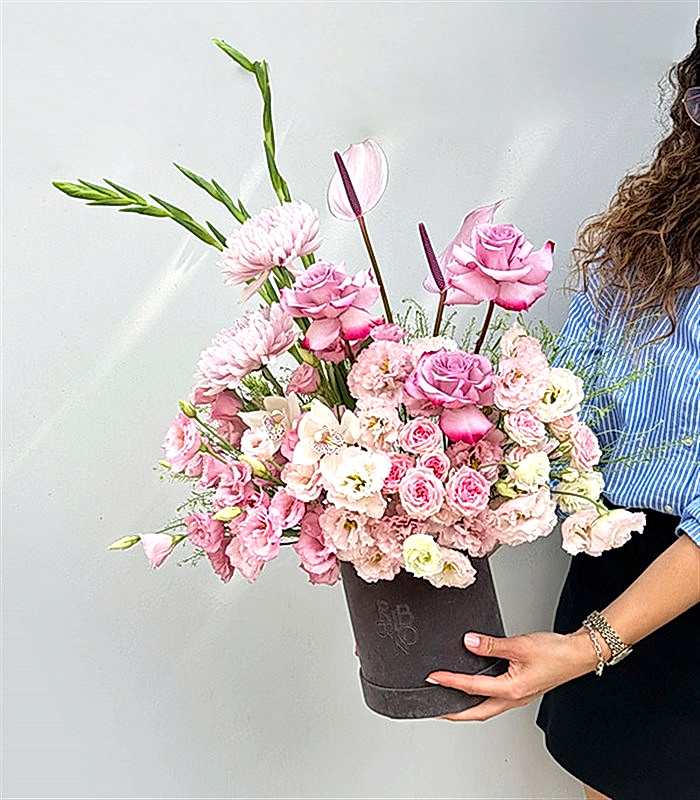 Linda Lila Pembe Kutuda Çiçek