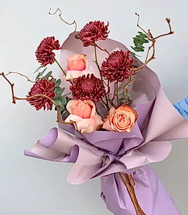 November Somon Gül Bordo Kasımpatı Buketi