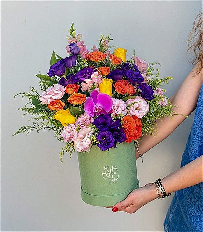 Palette Yeşil Kutuda Rengarenk Çiçekler