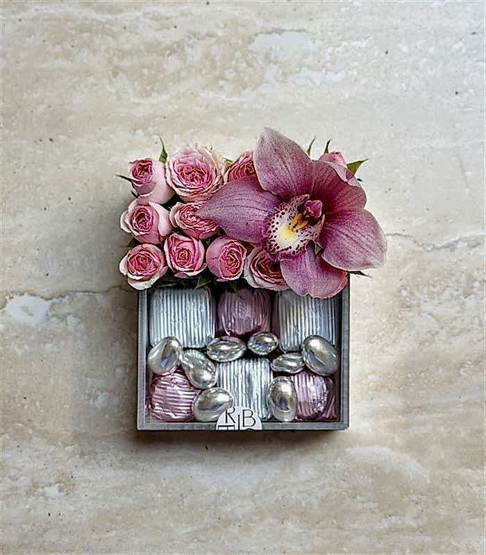 Pembe Çiçekli Tiny Çikolata Kutusu