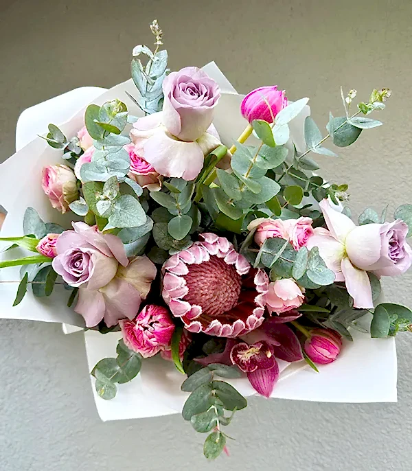 Queen Protealı Lila Pembe Buket Limited Edition