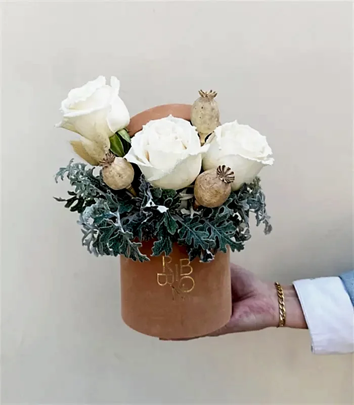 Rania Toffie Mini Kutuda Beyaz Güller