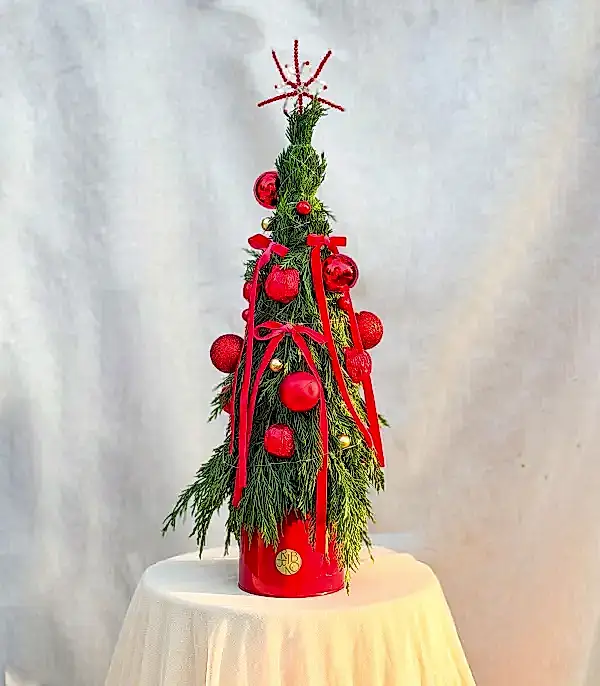 Red Chance El İşi Işıklı Çikolatalı Mini Yılbaşı Ağacı