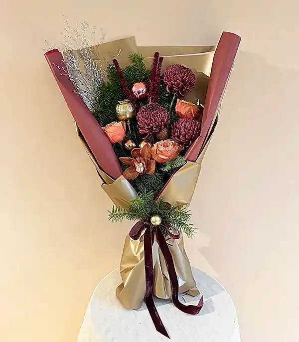 RIBBON Celebration Bordo Somon Rose Gold Yeni Yıl Buketi