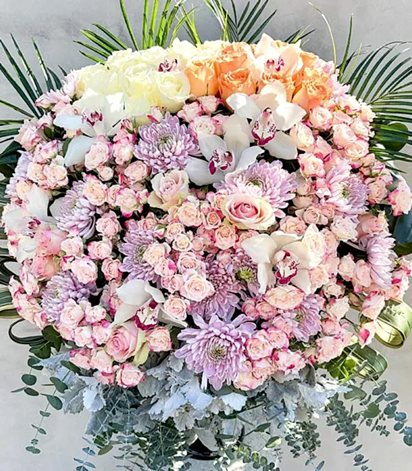 Royal Deluxe Beyaz Somon Gül Vazo Aranjman