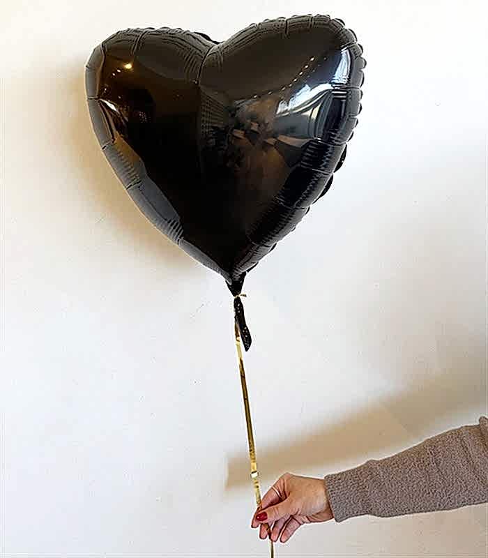 Siyah Uçan Kalp Balon 45 cm