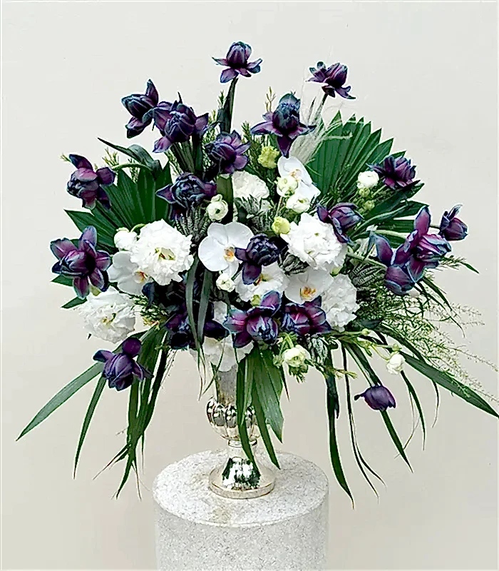 Sombrero Deluxe Silver Vazoda Galaksi Laleler Aranjmanı