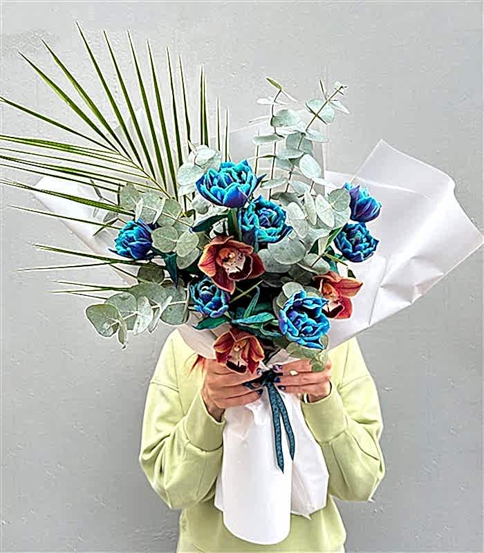 Splendid Blue Galaksi Lale Mini Buket