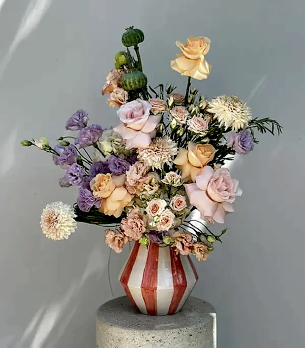 Summer Soiree Somon El İşi Seramik Vazoda Yaz Aranjmanı