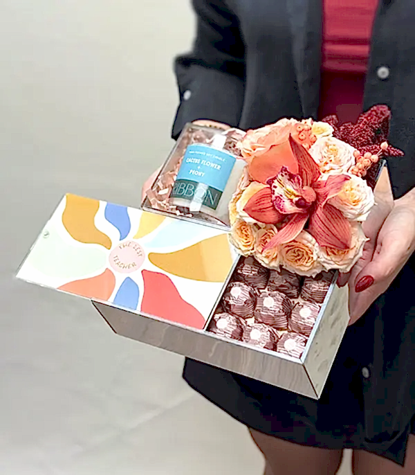 The Best Teacher Mum Çikolata Hediye Kutusu