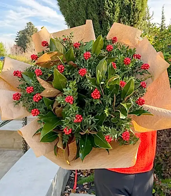 Yılbaşı Çiçeği Grand Deluxe Kokina Buketi