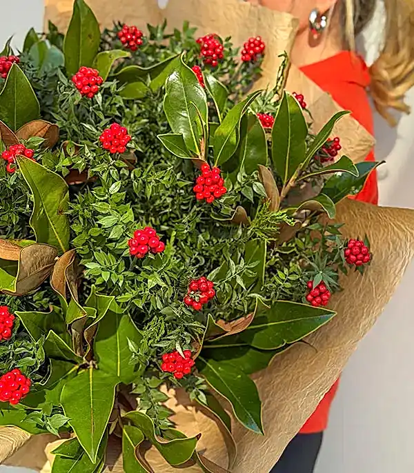 Yılbaşı Çiçeği Grand Deluxe Kokina Buketi