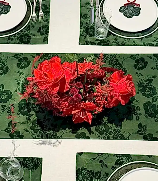 Yılbaşı Klasik Aranjman Mumlu Masa Çiçeği 6Lı Runner ve Amerikan Servis Seti